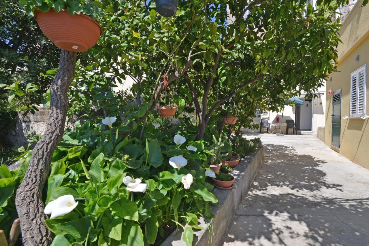 Guesthouse Manda ดูบรอฟนิก ภายนอก รูปภาพ