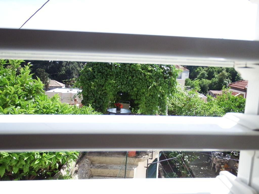Guesthouse Manda ดูบรอฟนิก ภายนอก รูปภาพ